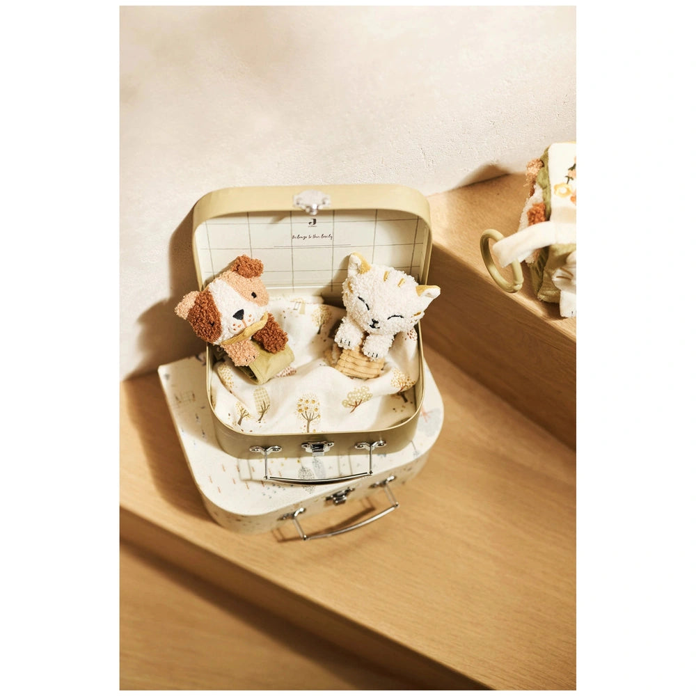 Jollein Activity Cube Tiny Park features a brown and white, and an orange and white stuffed animal in a clear plastic window 